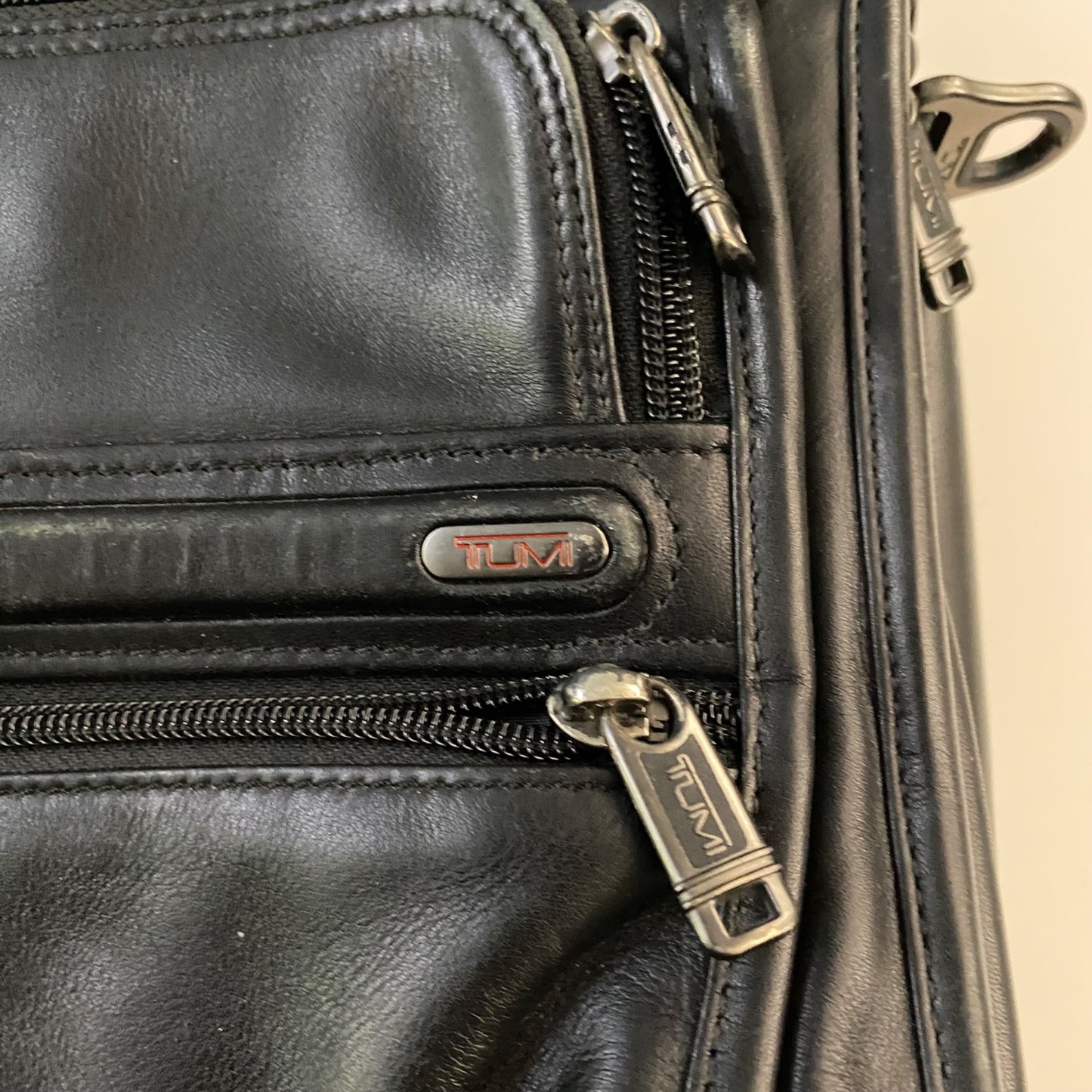 TUMI Black Leather Laptop Briefcase with Multiple Compartments - EUC